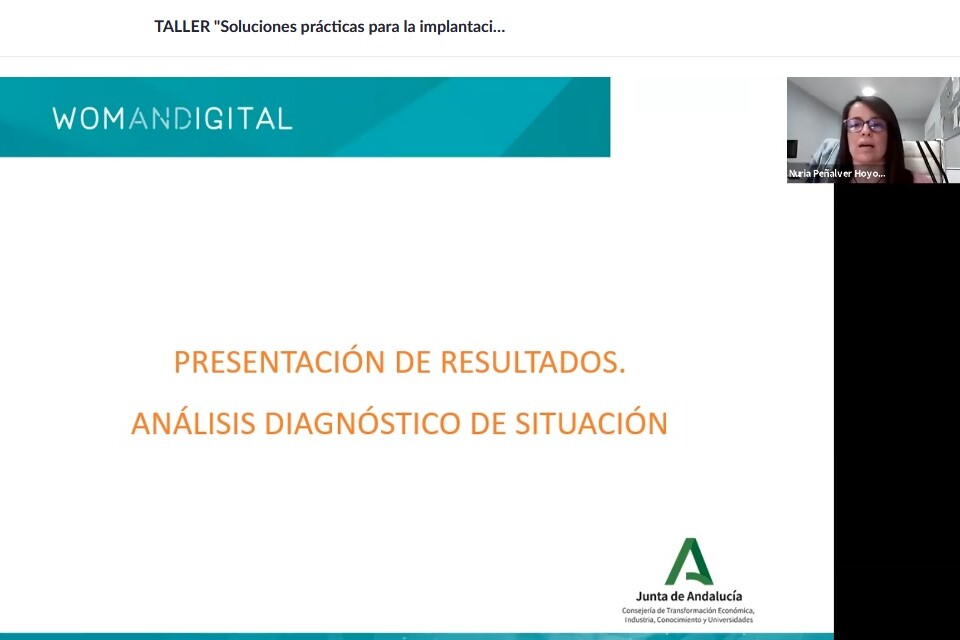 Captura del taller en la que Nuria Peñalver Hoyos comparte una presentación de resultados